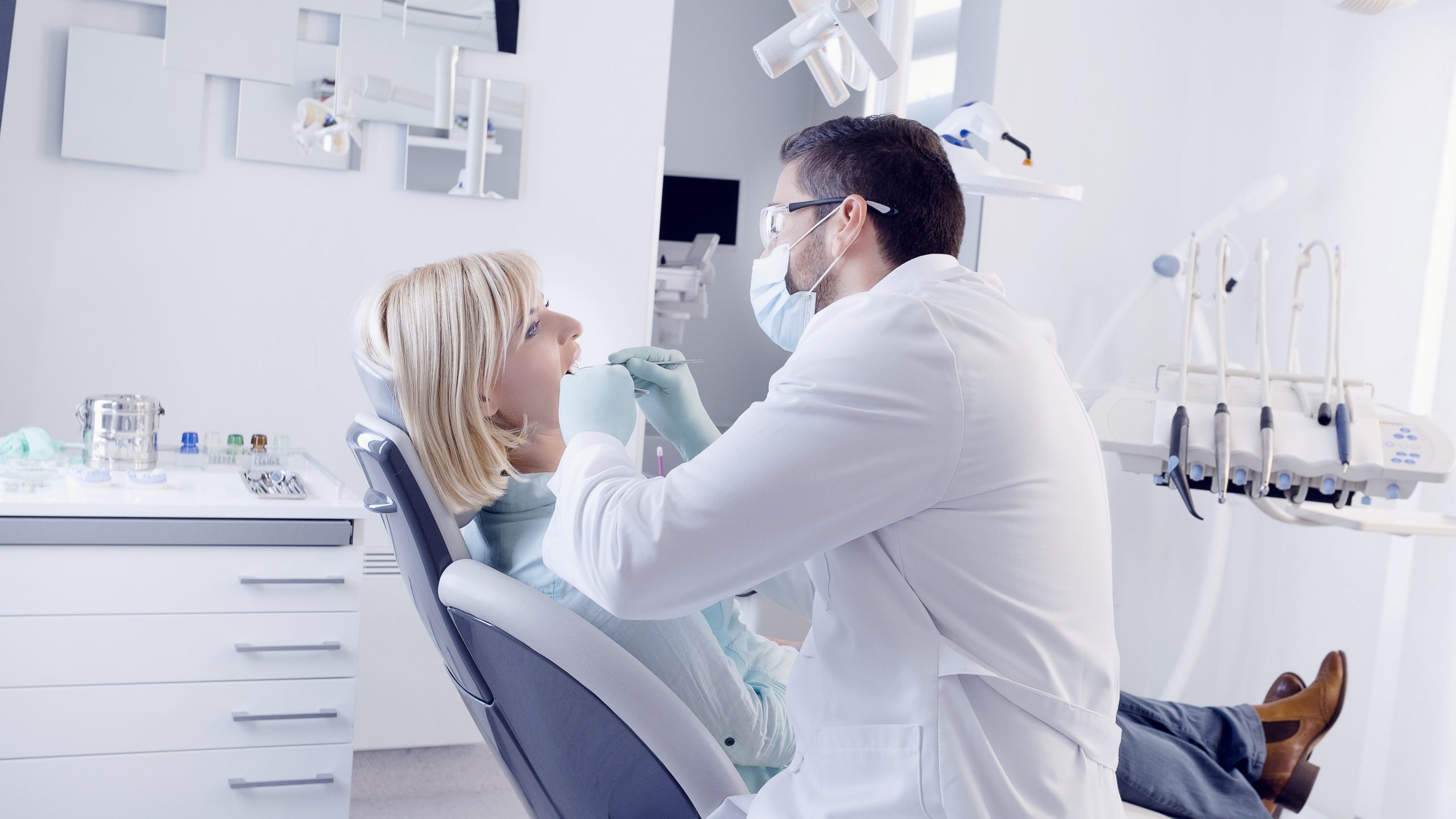 Dentist in Arvin, CA